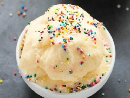 post-workout-vanilla-ice-cream-2fg-500x375__PID:4b5bfa39-f41c-4e7c-bed2-39fb45f32e0b